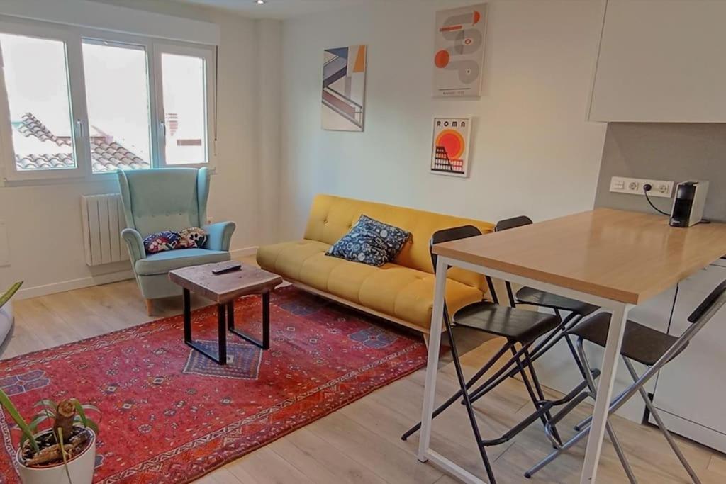 Apartamento En El Centro De Gijón Exteriör bild